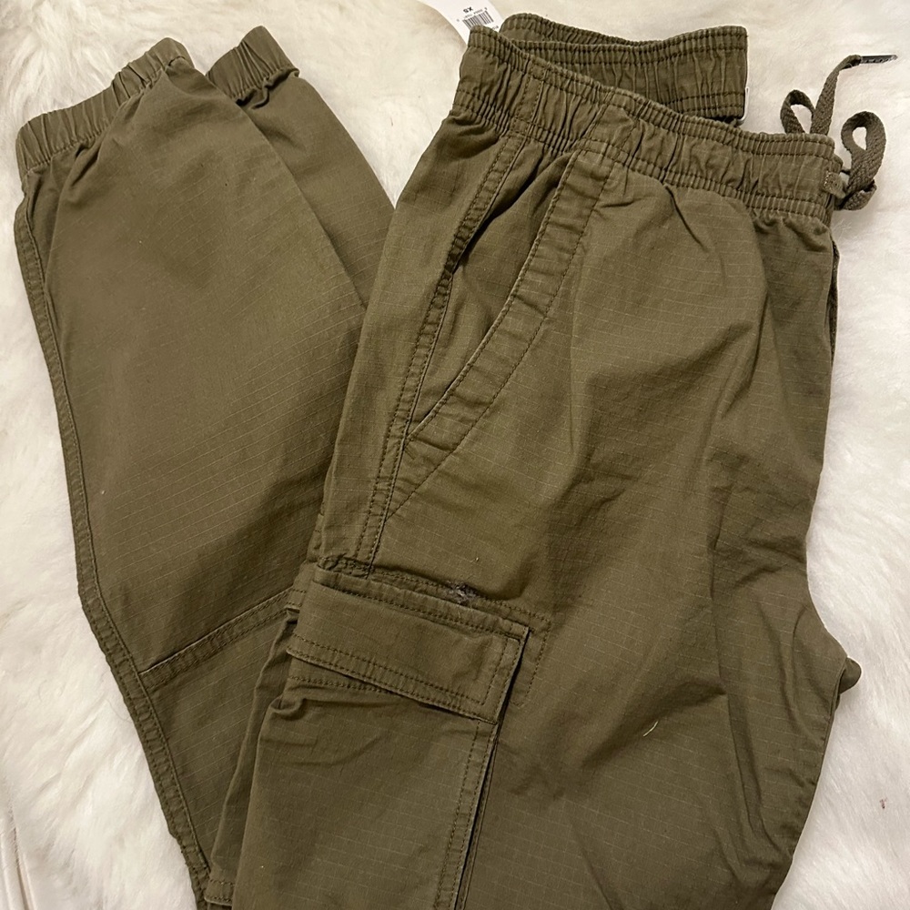 Gap cargo pants
